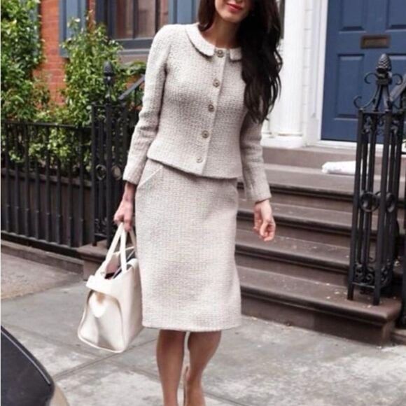 Chanel Vintage Fall 2002 Beige Green Tweed 02A Jacket Skirt Suit - Picture 2 of 16